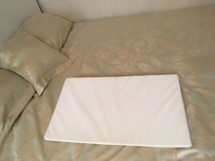 Подушка для новорожденного