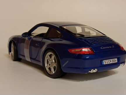 Porsche 911 Carrera S (997) Maisto 1:18