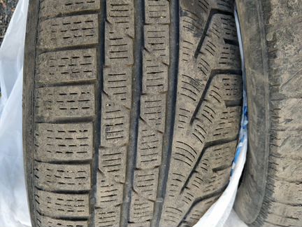 225/50/18. пара шин pirelli sottozero II