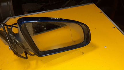 Правое зеркало a4 b6 8e ауди а4 б6 светло синие