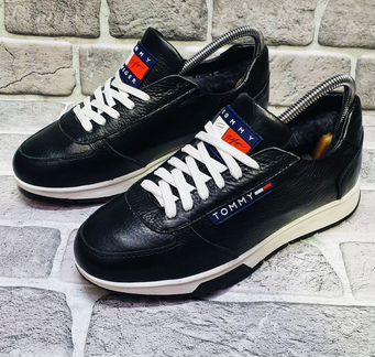 Кроссовки зимние