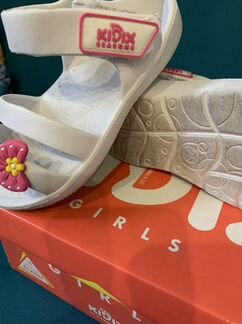 Детские босоножки для девочки 25