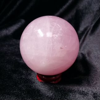 Розовый кварц шар