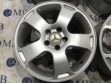 Комплект литых дисков R17 Mercedes