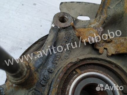 Кулак задний правый 7L0505436B Porsche Cayenne 955