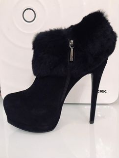 Ботинки демисезонные 40-41р