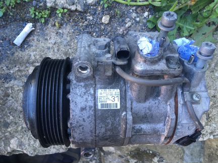 Компрессор кондиционера Mercedes w212