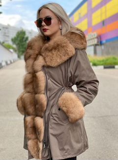Парка с натуральным мехом