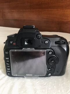 Зеркальный фотоаппарат Nikon D90 + объектив 18-55