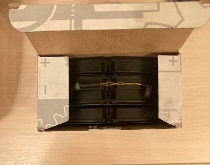 Тормозные колодки передние для Mercedes-Benz W447