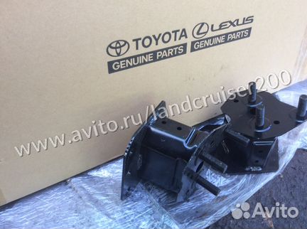 Кронштейн усилителя бампера land cruiser 200