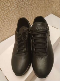 Кроссовки женские 36 размер новые