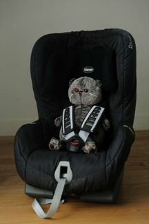 Автокресло romer