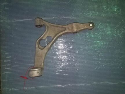 Рычаг на Audi Q7 4L 2009г