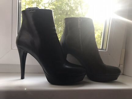 Новые Ботильоны Loriblu 40 р