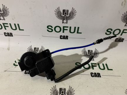 Активатор замка крышки бензобака Lexus Is 250