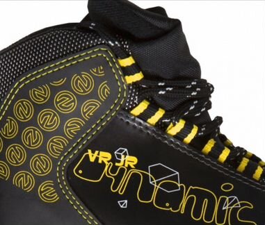 Новые. Лыжные беговые детские ботинки dynamic VR j