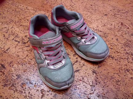 Кроссовки для девочек