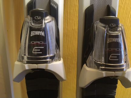 Горные лыжи Volkl RTM 73 с креплениями и палками