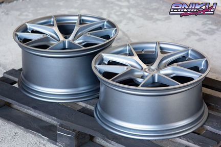 Диски R18 5*114,3 разноширокие HRE