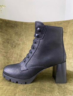 Ботинки Prada