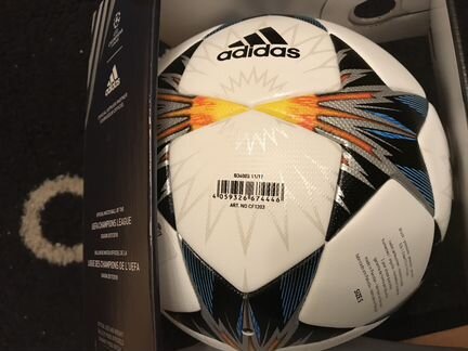 Мяч adidas лига чемпионов 2018 киев Finale Kiev