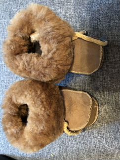 Меховые пинетки