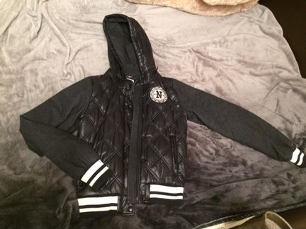 Продам бомпер/куртку nike