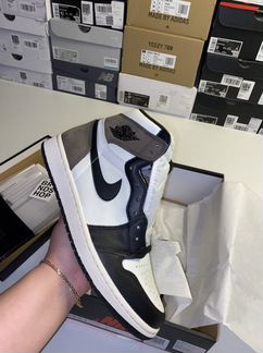 AIR jordan 1 retro high OG dark mocha 555088-105