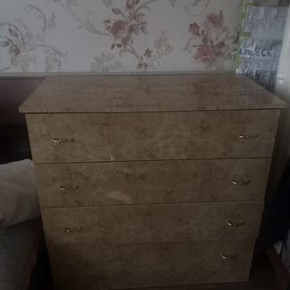 Угловой Диван,тумбочка и шторы