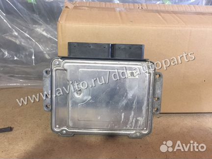 Блок управления двс Ford Focus BV61-12A650 DZL7C