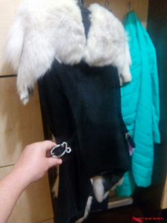 Меховая жилетка