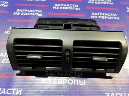 Mercedes W210 2108300054 диффузор центральный