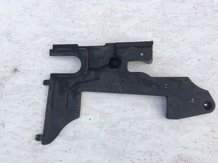 Защита задняя левая Volkswagen Passat B7 1.6 TDI