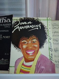 Ноты, гитара, сборник песен Joan Armatrading