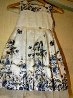 Нарядное платье для девочки 5-7 лет