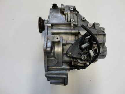 Коробка МКПП Volkswagen Golf 5 HDV 2.0TDi PD 16v 1