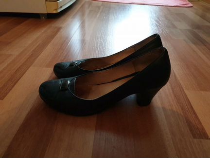 Туфли 38р читайте обьявление