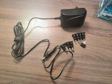 Блок питания с различными штекерами