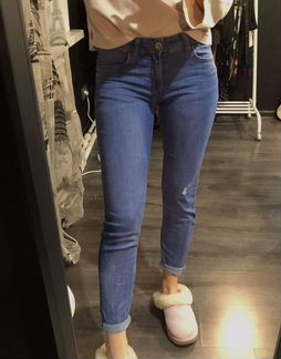 Джинсы Bershka