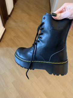 Женские ботинки dr martens