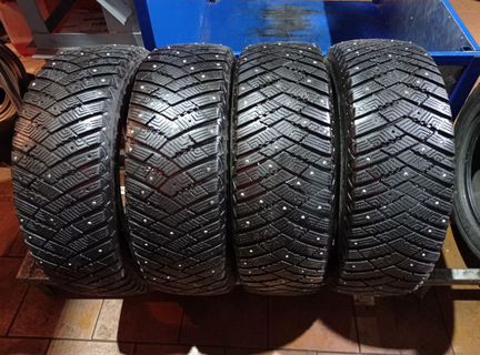 235 60 18 GoodYear бу Шины Зимние 235 60 R18 97A
