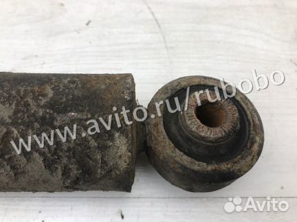 Амортизатор задний левый Lexus Rx 3 GCL15 2grfe