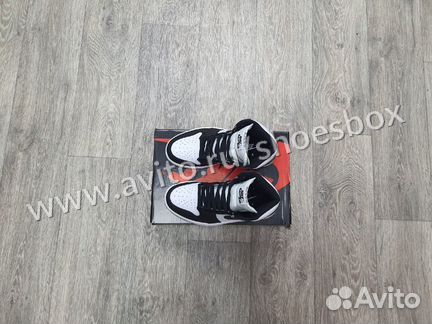 Кроссовки Nike Air Jordan 1 осень