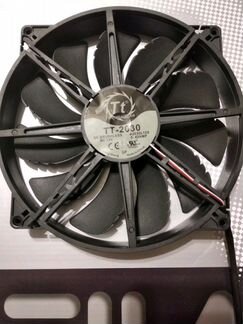 Кулер Thermaltake Pure 200 мм