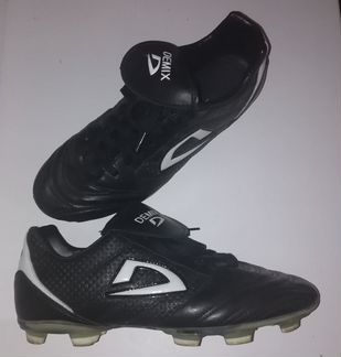 Бутсы футбольные Demix