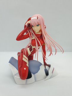 Фигурка Zero Two 02 Darling in the Franxx Оригинал