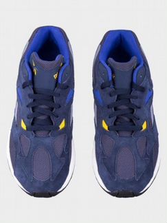 Новые, замшевые кроссовки reebok aztrek 96