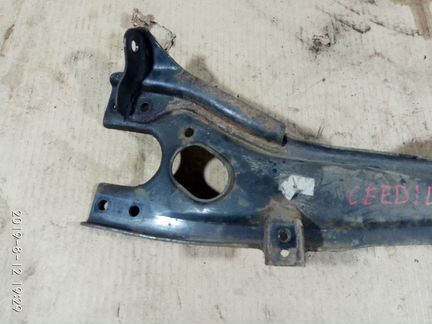 Рычаг задний продольный Kia Ceed 1 ED 2006- 2012