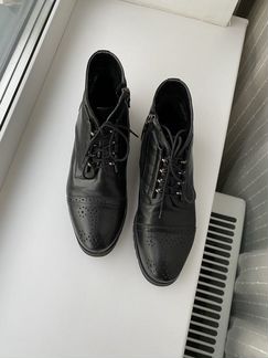 Зимние кожаные ботинки женские